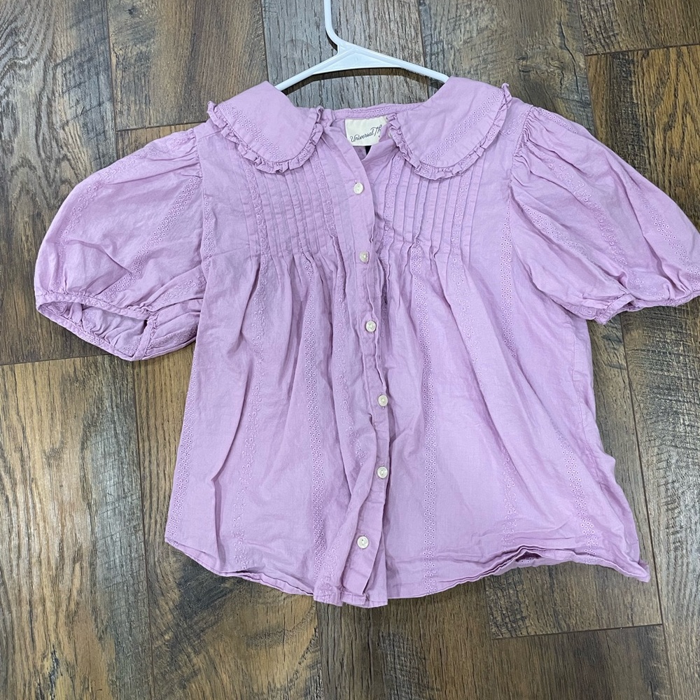 Universal Thread Collared Button Down Blouse